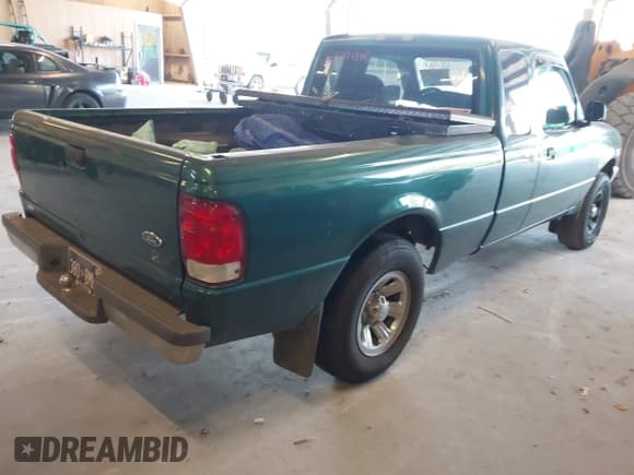 ✅ 2000 Ford Ranger XL • VIN: 1FTYR14V8YPB95501 • Лот: 43048990. Опубликован ранее на IAAI с пробегом 221 179 миль. Бесплатный доступ к архиву аукционных продаж из США и подробный отчёт об истории автомобиля на DreamBid. Изображение 4.