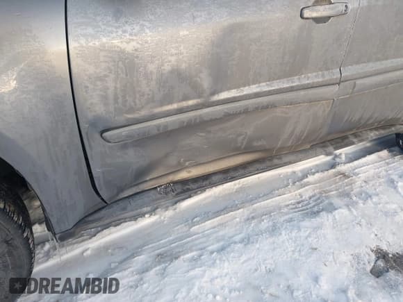 ✅ 2005 Chevrolet Equinox LT • VIN: 2CNDL63F956019426 • Лот: 41330777. Опубликован ранее на IAAI с пробегом 177 890 миль. Бесплатный доступ к архиву аукционных продаж из США и подробный отчёт об истории автомобиля на DreamBid. Изображение 6.