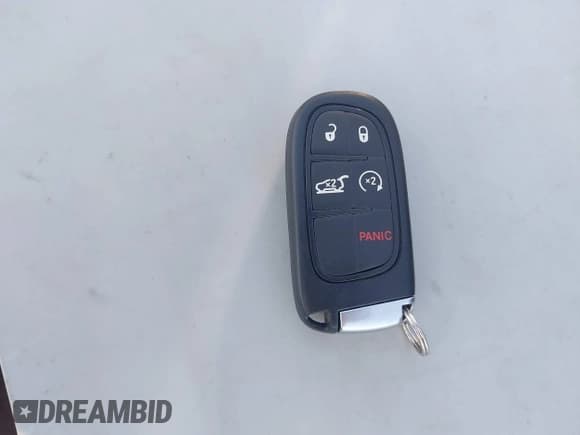 ✅ 2018 Jeep Cherokee Latitude Plus • VIN: 1C4PJMLX0JD551065 • Lot: 42721141. Wystawiony na IAAI z przebiegiem 80 031 mil. Bezpłatny archiwum sprzedaży aukcyjnych z USA i szczegółowy raport historii pojazdu na DreamBid. Zdjęcie 11.