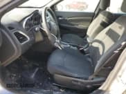 ✅ 2013 Dodge Avenger SE • VIN: 1C3CDZAB9DN530471 • Лот: 76844654. Опубликован ранее на Copart с пробегом 117 500 миль. Бесплатный доступ к архиву аукционных продаж из США и подробный отчёт об истории автомобиля на DreamBid. Изображение 7.