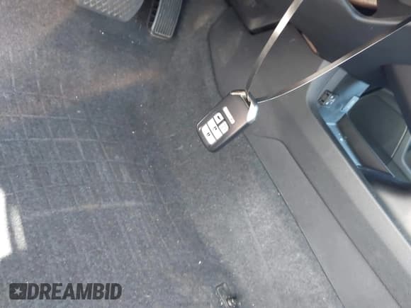 ✅ 2021 Honda Civic EX-L • VIN: 19XFC1F76ME011934 • Lot: 42637103. Listed on IAAI with 57,299 mi. Free auction sales archive from the USA and detailed vehicle history report at DreamBid. Image 11.