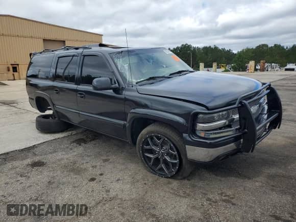 ✅ 2000 Chevrolet Suburban LT • VIN: 3GNFK16T1YG204767 • Lot: 86269505. Listed on Copart with 241,797 mi. Free auction sales archive from the USA and detailed vehicle history report at DreamBid. Image 4.