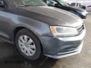 ✅ 2015 Volkswagen Jetta S • VIN: 3VW2K7AJ6FM424594 • Lot: 43720627. Wystawiony na IAAI z przebiegiem 145 834 mil. Bezpłatny archiwum sprzedaży aukcyjnych z USA i szczegółowy raport historii pojazdu na DreamBid. Zdjęcie 6.