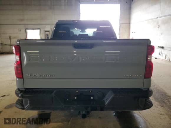 2024 Chevrolet Silverado 1500 Custom Trail Boss z VIN 3GCPDCEKXRG191028, wystawiony jako Copart lot #71513205 z przebiegiem 20 000 mil mil oraz Czysty tytuł • Clean title. Historia ofert i sprzedaży dostępna na DreamBid. Obrazek 6.