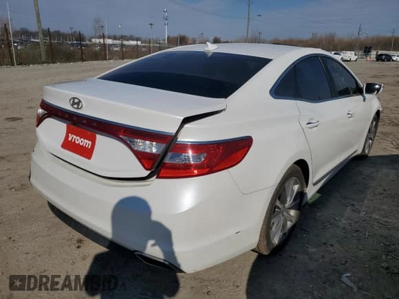 ✅ 2016 Hyundai Azera • VIN: KMHFG4JG3GA507628 • Lot: 50643975. Listed on Copart with 108,458 mi. Free auction sales archive from the USA and detailed vehicle history report at DreamBid. Image 3.