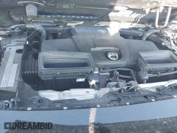 ✅ 2023 Audi R8 • VIN: WUACECFXXP7900770 • Lot: 41570912. Wystawiony na IAAI z przebiegiem 11 699 mil. Bezpłatny archiwum sprzedaży aukcyjnych z USA i szczegółowy raport historii pojazdu na DreamBid. Zdjęcie 10.