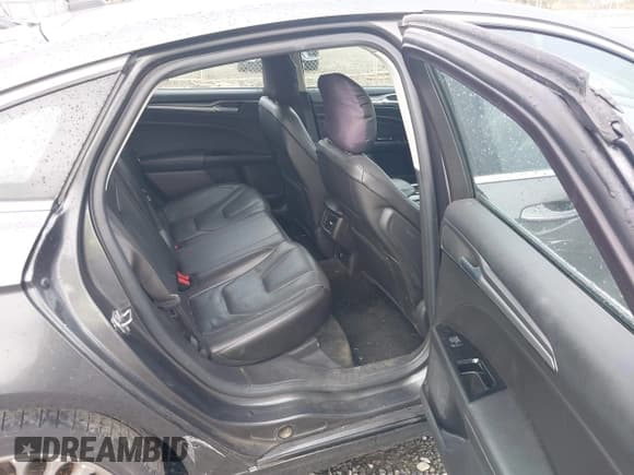 ✅ 2016 Ford Fusion Titanium • VIN: 3FA6P0K91GR248968 • Лот: 43181413. Опубликован ранее на IAAI с пробегом 126 692 миль. Бесплатный доступ к архиву аукционных продаж из США и подробный отчёт об истории автомобиля на DreamBid. Изображение 8.