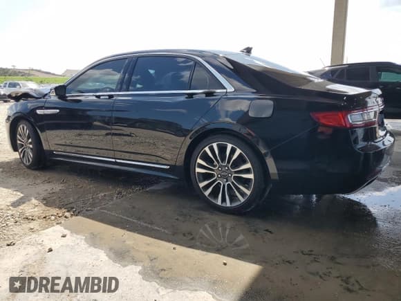 ✅ 2019 Lincoln Continental Select • VIN: 1LN6L9SK0K5611264 • Lot: 52401395. Listed on Copart with 18,310 mi. Free auction sales archive from the USA and detailed vehicle history report at DreamBid. Image 2.