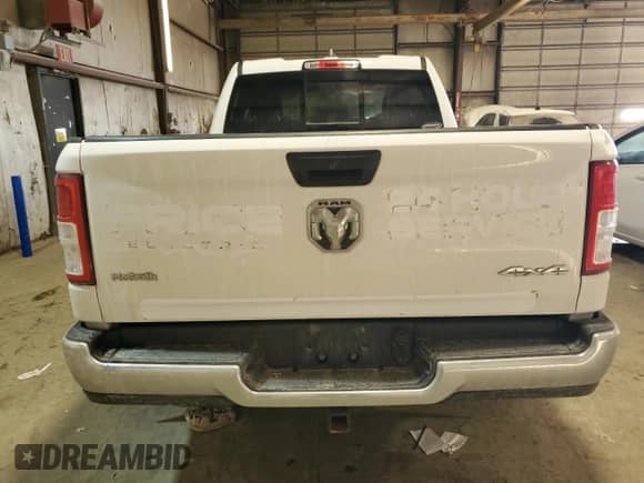 2021 Ram 1500 Tradesman z VIN 1C6SRFCT6MN815195, wystawiony jako Copart lot #42727075 z przebiegiem 64 121 mil mil oraz Szkoda całkowita • Salvage title. Historia ofert i sprzedaży dostępna na DreamBid. Obrazek 6.