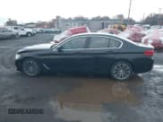 ✅ 2019 BMW 5 Series 530i xDrive • VIN: WBAJA7C55KWC78118 • Лот: 43656317. Опубликован ранее на IAAI с пробегом 87 932 миль. Бесплатный доступ к архиву аукционных продаж из США и подробный отчёт об истории автомобиля на DreamBid. Изображение 14.