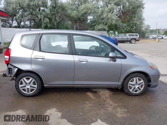 ✅ 2008 Honda Fit • VIN: JHMGD38468S061122 • Лот: 42773304. Опубликован ранее на IAAI с пробегом 152 299 миль. Бесплатный доступ к архиву аукционных продаж из США и подробный отчёт об истории автомобиля на DreamBid. Изображение 14.