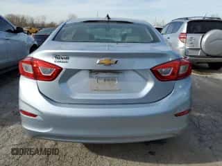 ✅ 2018 Chevrolet Cruze LS • VIN: 1G1BC5SM3J7203480 • Лот: 68163242. Размещён на Copart с пробегом Не указан миль. Получите бесплатный доступ к архиву аукционных продаж из США и посмотрите подробный отчёт об истории автомобиля на DreamBid. Изображение 6.
