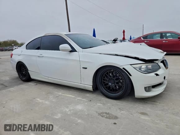 ✅ 2012 BMW 3 Series 328i • VIN: WBAKE3C56CE769383 • Lot: 95983435. Listed on Copart with Not provided. Free auction sales archive from the USA and detailed vehicle history report at DreamBid. Image 4.