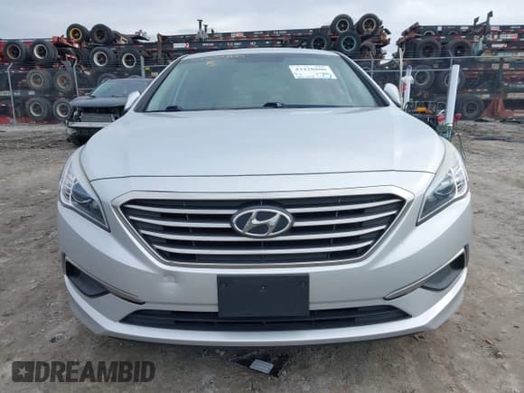 ✅ 2017 Hyundai Sonata 2.4L • VIN: 5NPE24AF3HH504339 • Лот: 43420800. Опубликован ранее на IAAI с пробегом 68 000 миль. Бесплатный доступ к архиву аукционных продаж из США и подробный отчёт об истории автомобиля на DreamBid. Изображение 13.