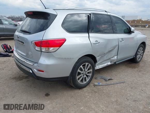 ✅ 2014 Nissan Pathfinder SV • VIN: 5N1AR2MNXEC727630 • Lot: 41361611. Listed on IAAI with 57,634 mi. Free auction sales archive from the USA and detailed vehicle history report at DreamBid. Image 4.