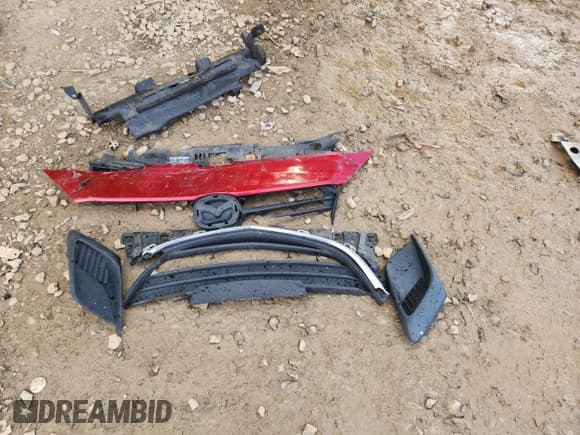 ✅ 2014 Mazda 3 i Touring • VIN: JM1BM1L70E1101407 • Lot: 90586395. Listed on Copart with 189,504 mi. Free auction sales archive from the USA and detailed vehicle history report at DreamBid. Image 13.