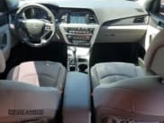 ✅ 2017 Hyundai Sonata Sport • VIN: 5NPE34AF5HH473723 • Лот: 64094535. Опубликован ранее на Copart с пробегом 84 321 миль. Бесплатный доступ к архиву аукционных продаж из США и подробный отчёт об истории автомобиля на DreamBid. Изображение 8.