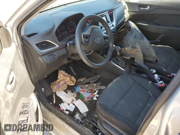 ✅ 2018 Hyundai Accent SE • VIN: 3KPC24A30JE034102 • Лот: 73985234. Опубликован ранее на Copart с пробегом 133 074 миль. Бесплатный доступ к архиву аукционных продаж из США и подробный отчёт об истории автомобиля на DreamBid. Изображение 8.