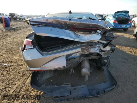 ✅ 2021 Hyundai Elantra SEL • VIN: 5NPLS4AG6MH035578 • Lot: 87005625. Listed on Copart with 43,520 mi. Free auction sales archive from the USA and detailed vehicle history report at DreamBid. Image 6.