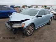 ✅ 2013 Volkswagen Passat SEL Premium • VIN: 1VWCP7A38DC058627 • Lot: 41687690. Wystawiony na IAAI z przebiegiem 192 322 mil. Bezpłatny archiwum sprzedaży aukcyjnych z USA i szczegółowy raport historii pojazdu na DreamBid. Zdjęcie 2.