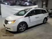 ✅ 2013 Honda Odyssey Touring • VIN: 5FNRL5H94DB032391 • Лот: 90399825. Опубликован ранее на Copart с пробегом 201 546 миль. Бесплатный доступ к архиву аукционных продаж из США и подробный отчёт об истории автомобиля на DreamBid. Изображение 1.