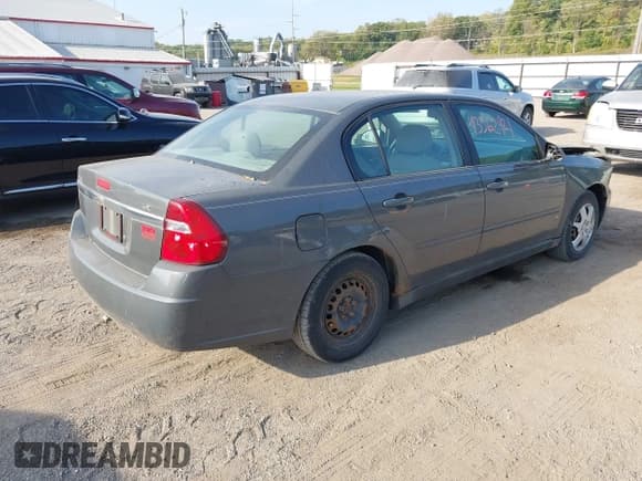 ✅ 2007 Chevrolet Malibu 1FL • VIN: 1G1ZS57F67F153278 • Lot: 43362921. Listed on IAAI with 105,023 mi. Free auction sales archive from the USA and detailed vehicle history report at DreamBid. Image 4.