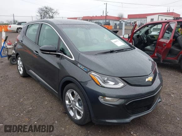 ✅ 2017 Chevrolet Bolt EV LT • VIN: 1G1FW6S02H4186677 • Lot: 41899571. Wystawiony na IAAI z przebiegiem 99 178 mil. Bezpłatny archiwum sprzedaży aukcyjnych z USA i szczegółowy raport historii pojazdu na DreamBid. Zdjęcie 1.