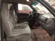 ✅ 1999 Dodge Dakota SLT • VIN: 1B7GL22X1XS175934 • Lot: 41614522. Wystawiony na IAAI z przebiegiem 127 373 mil. Bezpłatny archiwum sprzedaży aukcyjnych z USA i szczegółowy raport historii pojazdu na DreamBid. Zdjęcie 5.