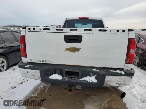 ✅ 2011 Chevrolet Silverado 2500HD Work Truck • VIN: 1GC0KVC81BZ448352 • Lot: 44813515. Wystawiony na Copart z przebiegiem 206 343 mil. Bezpłatny archiwum sprzedaży aukcyjnych z USA i szczegółowy raport historii pojazdu na DreamBid. Zdjęcie 6.