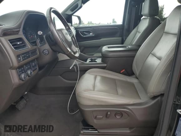 ✅ 2021 Chevrolet Suburban Z71 • VIN: 1GNSKDKD8MR308407 • Lot: 81198475. Listed on Copart with 133,077 mi. Free auction sales archive from the USA and detailed vehicle history report at DreamBid. Image 7.