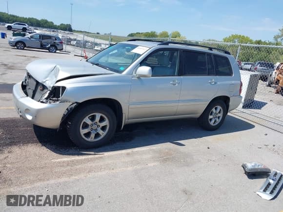 ✅ 2007 Toyota Highlander • VIN: JTEGP21A270129649 • Lot: 40187427. Wystawiony na IAAI z przebiegiem 191 293 mil. Bezpłatny archiwum sprzedaży aukcyjnych z USA i szczegółowy raport historii pojazdu na DreamBid. Zdjęcie 2.