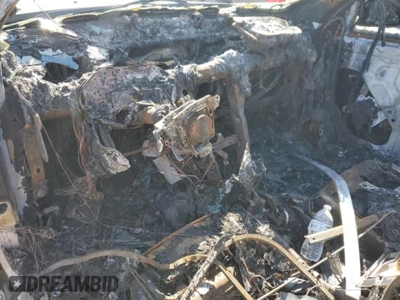 ✅ 2014 Cadillac SRX Luxury Collection • VIN: 3GYFNEE38ES652547 • Lot: 90747185. Listed on Copart with Not provided. Free auction sales archive from the USA and detailed vehicle history report at DreamBid. Image 8.