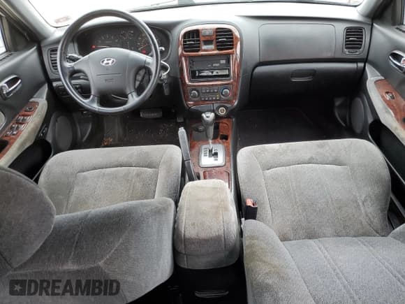 ✅ 2005 Hyundai Sonata GLS • VIN: KMHWF35H75A106421 • Лот: 55405844. Опубликован ранее на Copart с пробегом 96 030 миль. Бесплатный доступ к архиву аукционных продаж из США и подробный отчёт об истории автомобиля на DreamBid. Изображение 8.