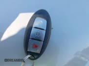 ✅ 2018 Nissan Rogue SV • VIN: JN8AT2MT8JW454687 • Lot: 43127372. Wystawiony na IAAI z przebiegiem 158 420 mil. Bezpłatny archiwum sprzedaży aukcyjnych z USA i szczegółowy raport historii pojazdu na DreamBid. Zdjęcie 11.