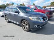 ✅ 2013 Nissan Pathfinder S • VIN: 5N1AR2MM6DC667822 • Lot: 43592261. Wystawiony na IAAI z przebiegiem 212 431 mil. Bezpłatny archiwum sprzedaży aukcyjnych z USA i szczegółowy raport historii pojazdu na DreamBid. Zdjęcie 1.