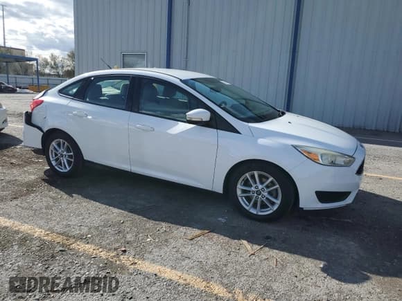 ✅ 2015 Ford Focus SE • VIN: 1FADP3F24FL262723 • Lot: 93241895. Listed on Copart with 207,682 mi. Free auction sales archive from the USA and detailed vehicle history report at DreamBid. Image 4.