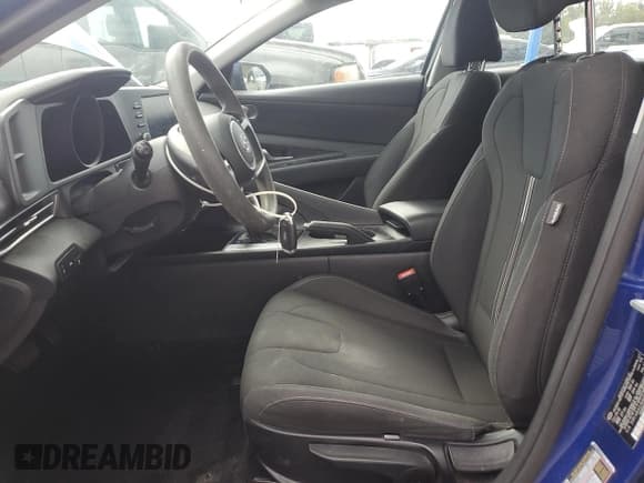 ✅ 2021 Hyundai Elantra SEL • VIN: 5NPLM4AG3MH007232 • Lot: 89873965. Listed on Copart with 63,872 mi. Free auction sales archive from the USA and detailed vehicle history report at DreamBid. Image 7.