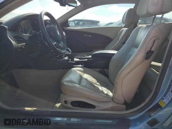 ✅ 2009 BMW 6 Series 650i • VIN: WBAEA535X9CV92748 • Lot: 59233735. Wystawiony na Copart z przebiegiem 116 797 mil. Bezpłatny archiwum sprzedaży aukcyjnych z USA i szczegółowy raport historii pojazdu na DreamBid. Zdjęcie 7.