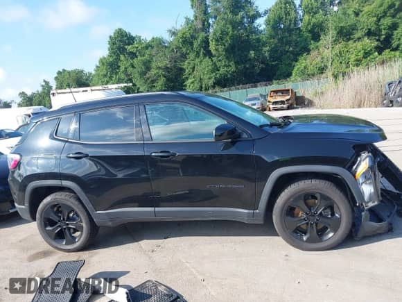 2020 Jeep Compass Latitude с VIN 3C4NJDBB6LT153708, выставлен на аукционе IAAI как лот 42746775 с пробегом 55 135 миль миль и . История ставок и продаж доступна на DreamBid. Изображение 13.