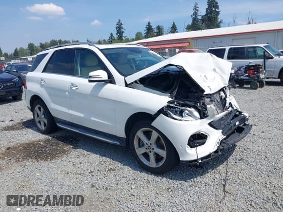 ✅ 2019 Mercedes-Benz GLE 400 • VIN: 4JGDA5GB6KB215386 • Lot: 42909468. Listed on IAAI with 26,963 mi. Free auction sales archive from the USA and detailed vehicle history report at DreamBid. Image 1.