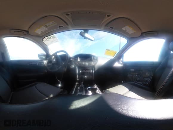 ✅ 2019 Nissan Pathfinder S • VIN: 5N1DR2MM3KC623917 • Lot: 41661193. Listed on IAAI with 92,345 mi. Free auction sales archive from the USA and detailed vehicle history report at DreamBid. Image 18.