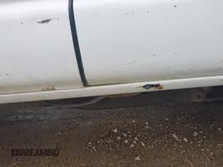 ✅ 1998 Chevrolet Blazer LS • VIN: 1GNDT13W8W2221235 • Lot: 42306008. Wystawiony na IAAI z przebiegiem 245 556 mil. Bezpłatny archiwum sprzedaży aukcyjnych z USA i szczegółowy raport historii pojazdu na DreamBid. Zdjęcie 6.