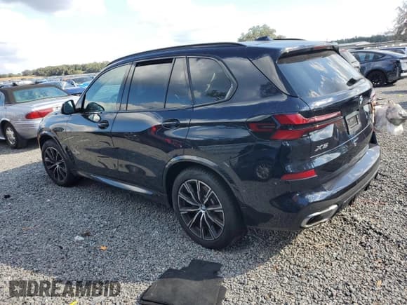 ✅ 2025 BMW X5 sDrive40i • VIN: 5UX13EU04S9Y83939 • Lot: 92990025. Wystawiony na Copart z przebiegiem Nie podano. Bezpłatny archiwum sprzedaży aukcyjnych z USA i szczegółowy raport historii pojazdu na DreamBid. Zdjęcie 2.