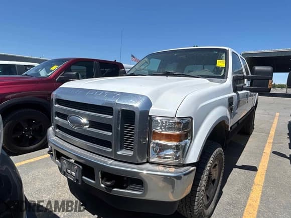 ✅ 2008 Ford F-250 XL • VIN: 1FTSW21578ED07113 • Lot: 42677847. Listed on IAAI with 338,219 mi. Free auction sales archive from the USA and detailed vehicle history report at DreamBid. Image 1.