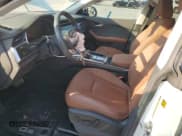 ✅ 2019 Audi Q8 Prestige • VIN: WA1CVBF18KD021940 • Lot: 74455844. Wystawiony na Copart z przebiegiem 66 927 mil. Bezpłatny archiwum sprzedaży aukcyjnych z USA i szczegółowy raport historii pojazdu na DreamBid. Zdjęcie 7.