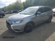 ✅ 2020 Mitsubishi Outlander ES • VIN: JA4AZ3A38LZ030796 • Lot: 70982825. Wystawiony na Copart z przebiegiem 106 797 mil. Bezpłatny archiwum sprzedaży aukcyjnych z USA i szczegółowy raport historii pojazdu na DreamBid. Zdjęcie 1.