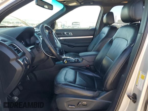 ✅ 2016 Ford Explorer XLT • VIN: 1FM5K8D80GGC70955 • Lot: 82293495. Listed on Copart with 91,762 mi. Free auction sales archive from the USA and detailed vehicle history report at DreamBid. Image 7.
