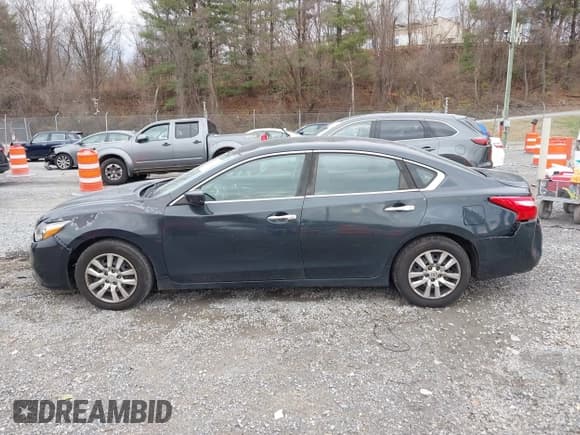 ✅ 2016 Nissan Altima S • VIN: 1N4AL3AP5GN313069 • Lot: 43754266. Listed on IAAI with 247,662 mi. Free auction sales archive from the USA and detailed vehicle history report at DreamBid. Image 14.