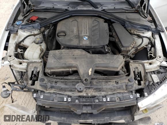 ✅ 2018 BMW 3 Series 328d • VIN: WBA8E5C52JA507645 • Lot: 40241373. Wystawiony na Copart z przebiegiem 40 984 mil. Bezpłatny archiwum sprzedaży aukcyjnych z USA i szczegółowy raport historii pojazdu na DreamBid. Zdjęcie 11.