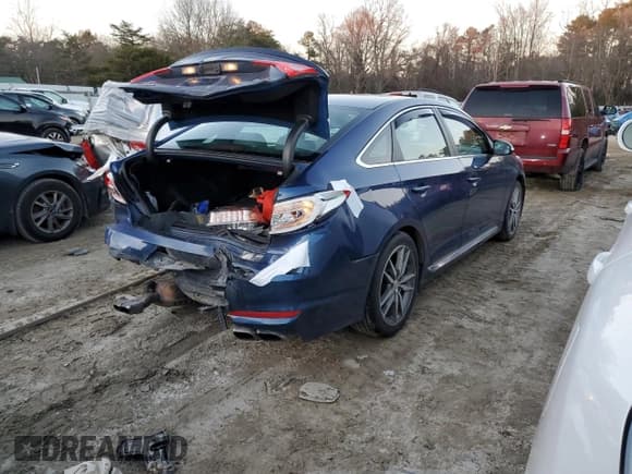✅ 2017 Hyundai Sonata Sport • VIN: 5NPE34AB1HH565862 • Lot: 36424803. Listed on Copart with 115,608 mi. Free auction sales archive from the USA and detailed vehicle history report at DreamBid. Image 3.